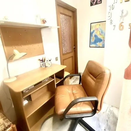 Golden Valley House 4-8 Pax - Box Auto Metro B1 Conca D'oro Treno Val D'ala 아파트 로마