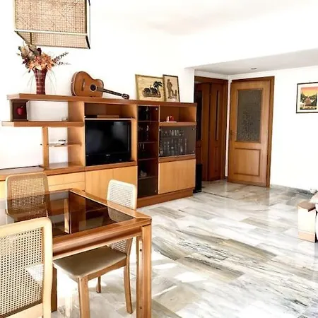 Golden Valley House 4-8 Pax - Box Auto Metro B1 Conca D'oro Treno Val D'ala Apartment Rom