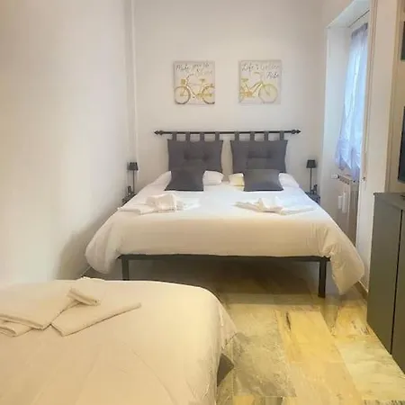 Golden Valley House 4-8 Pax - Box Auto Metro B1 Conca D'oro Treno Val D'ala Rome