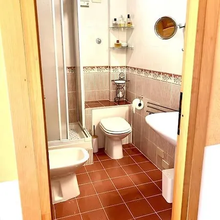Golden Valley House 4-8 Pax - Box Auto Metro B1 Conca D'oro Treno Val D'ala Apartment Rome