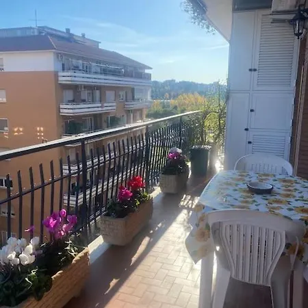 Golden Valley House 4-8 Pax - Box Auto Metro B1 Conca D'oro Treno Val D'ala Apartment Rome